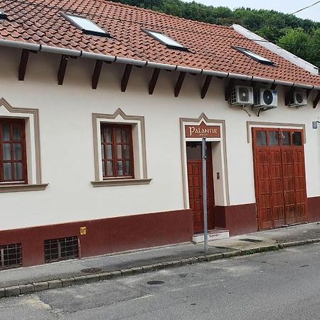 Bed and Breakfast Palantir Panzio Miskolc Esterno foto