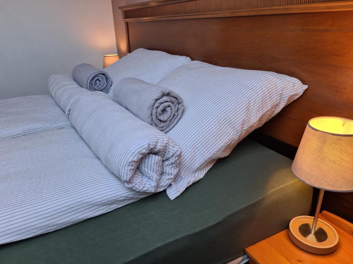 Bed and Breakfast Palantir Panzio Miskolc Esterno foto