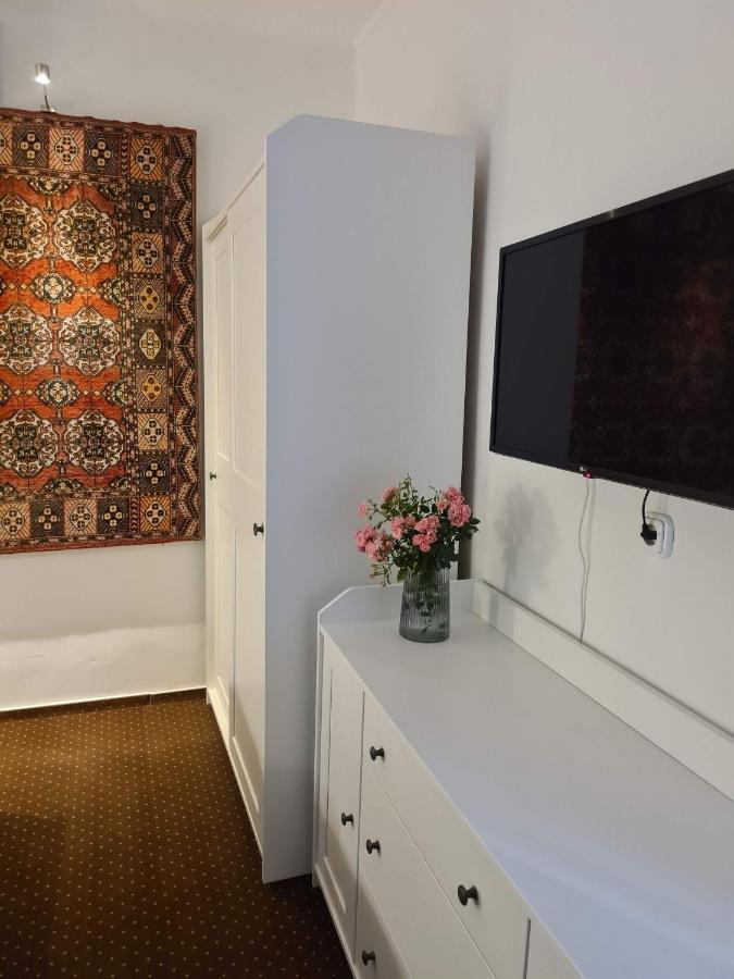 Bed and Breakfast Palantir Panzio Miskolc Esterno foto