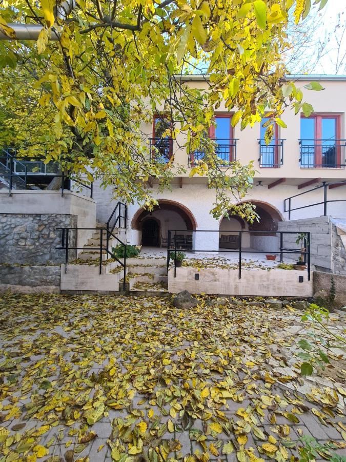 Bed and Breakfast Palantir Panzio Miskolc Esterno foto